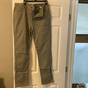 Banana Republic Men's Sage Green Chinos
